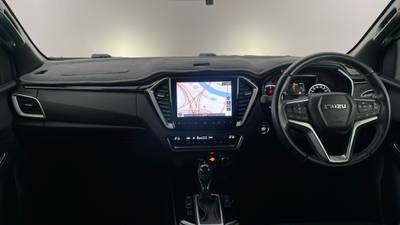 2021 ISUZU D-MAX interior
