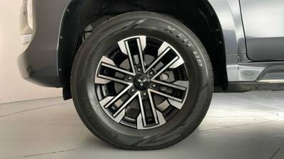 2019 MITSUBISHI PAJERO SPORT gallery