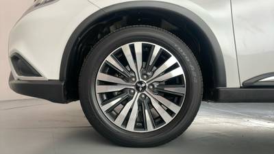 2019 MITSUBISHI OUTLANDER gallery