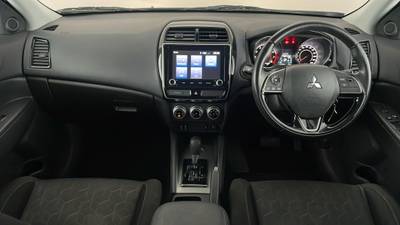 2019 Mitsubishi ASX interior