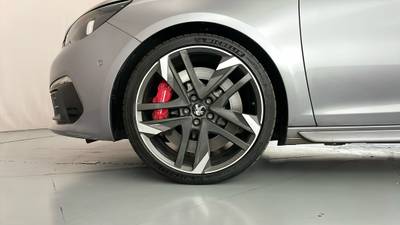 2017 PEUGEOT 308 gallery
