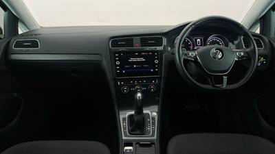 2019 VOLKSWAGEN GOLF interior