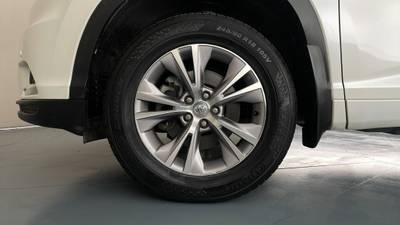 2015 TOYOTA KLUGER gallery