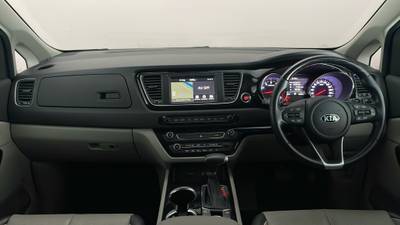 2020 KIA CARNIVAL interior