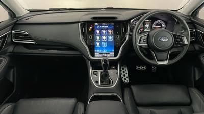 2022 SUBARU OUTBACK interior