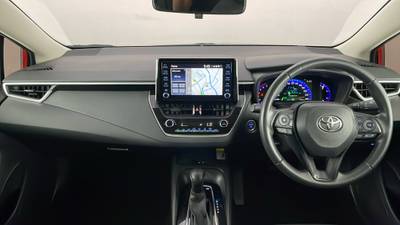 2020 TOYOTA COROLLA interior