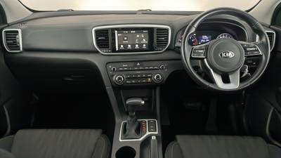 2020 Kia Sportage interior