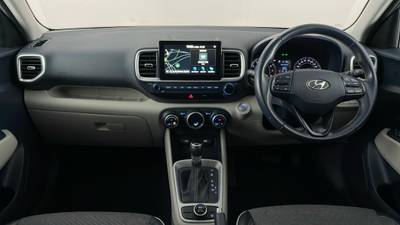 2021 HYUNDAI VENUE interior
