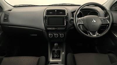 2018 MITSUBISHI ASX interior