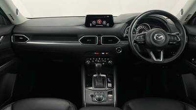 2018 MAZDA CX-5 interior