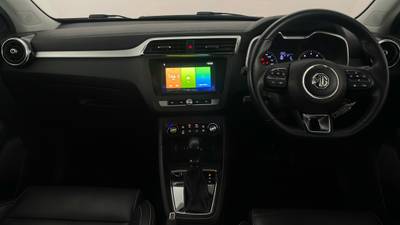 2021 MG ZS interior