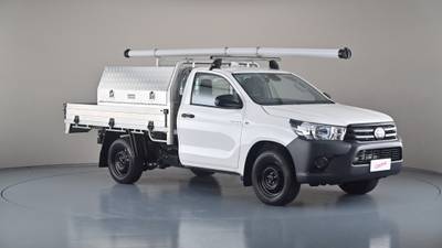 2023 TOYOTA HILUX