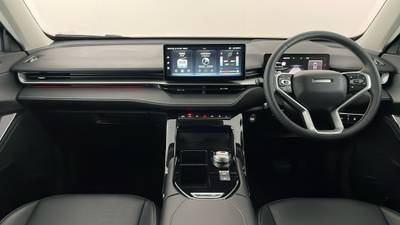 2022 GWM HAVAL H6 interior
