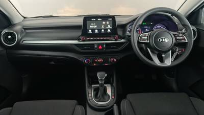 2020 KIA CERATO interior