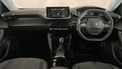 2022 PEUGEOT 2008 interior