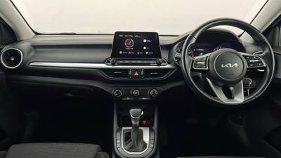 2021 KIA CERATO interior