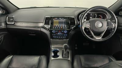 2021 JEEP GRAND CHEROKEE interior