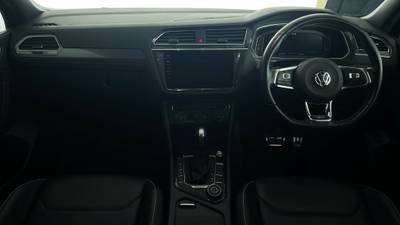 2021 VOLKSWAGEN TIGUAN interior