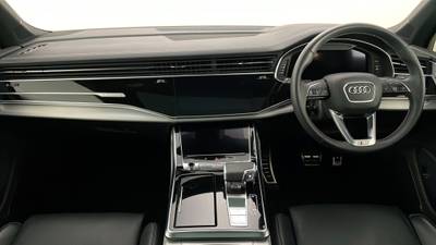 2023 AUDI SQ7 interior