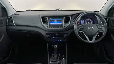 2016 HYUNDAI TUCSON interior