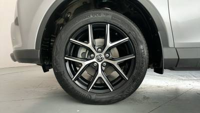 2017 TOYOTA RAV4 gallery