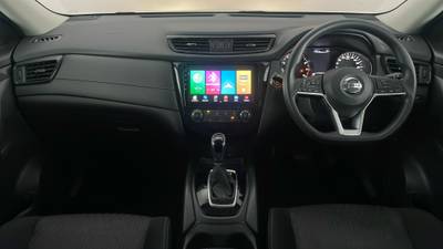 2018 Nissan X-Trail interior