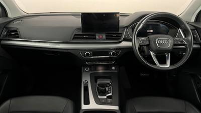 2021 AUDI Q5 interior