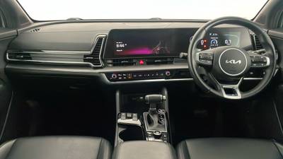 2023 Kia Sportage interior