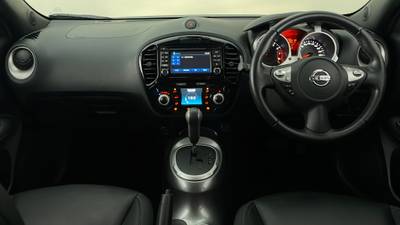 2018 NISSAN JUKE interior