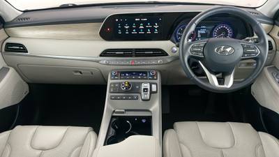 2021 Hyundai Palisade interior