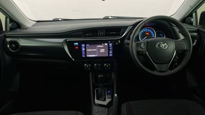 2016 TOYOTA COROLLA interior