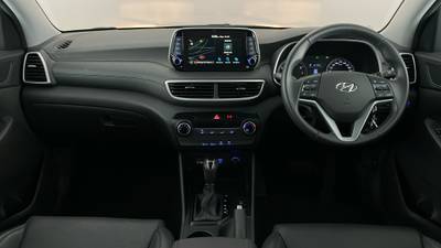 2020 HYUNDAI TUCSON interior
