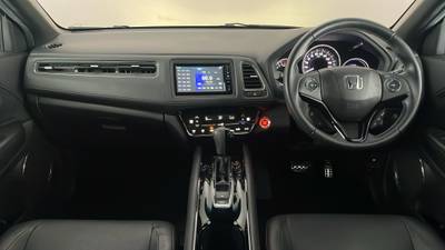 2019 Honda HR-V interior