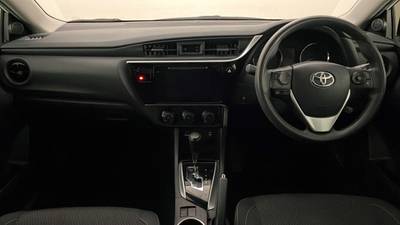 2019 TOYOTA COROLLA interior