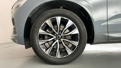 2023 VOLVO XC60 gallery