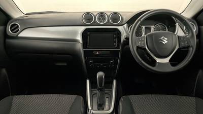 2017 SUZUKI VITARA interior