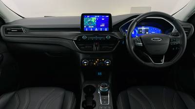 2022 FORD ESCAPE interior