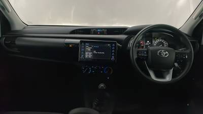 2021 TOYOTA HILUX interior