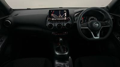 2022 NISSAN JUKE interior