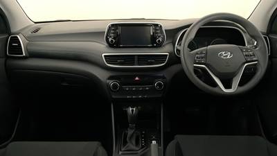 2018 HYUNDAI TUCSON interior