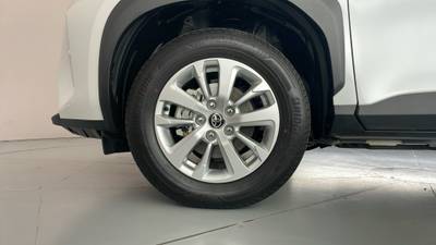 2023 TOYOTA YARIS CROSS gallery