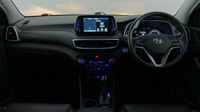 2018 HYUNDAI TUCSON interior