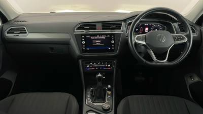 2022 VOLKSWAGEN TIGUAN interior