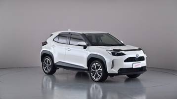 2022 TOYOTA YARIS CROSS