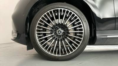 2021 MERCEDES-BENZ EQC gallery