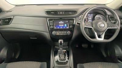 2021 NISSAN X-TRAIL interior