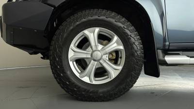 2017 ISUZU D-MAX gallery