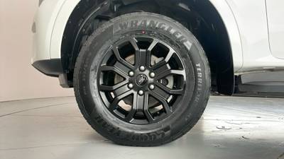 2023 FORD EVEREST gallery