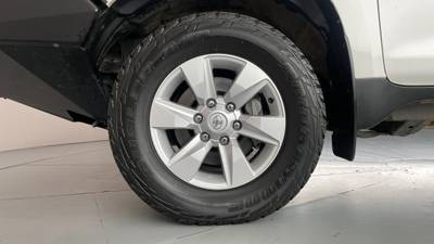2022 TOYOTA LANDCRUISER PRADO gallery