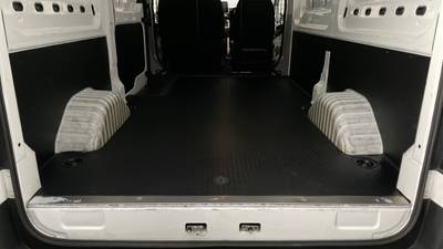 2022 LDV DELIVER 9 imperfections